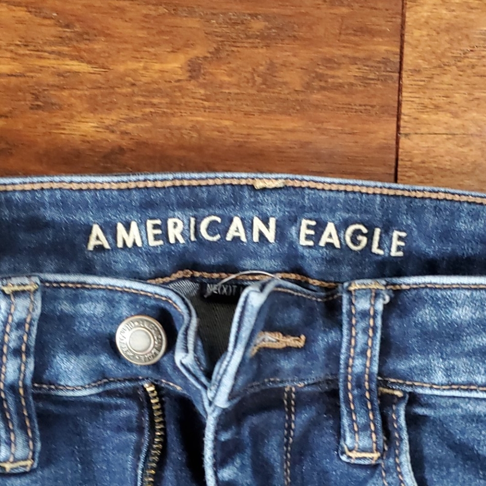 Womens American Eagle Super High Rise ripped Jeggi